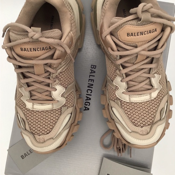 Balenciaga track three sneaker - Picture 2 of 11